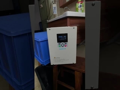 Le détecteur de fréquence de l'écran