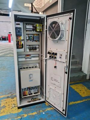 Bon prix Inomax IP55 630KW AC pompe à eau solaire contrôle de l'onduleur pression constante en ligne